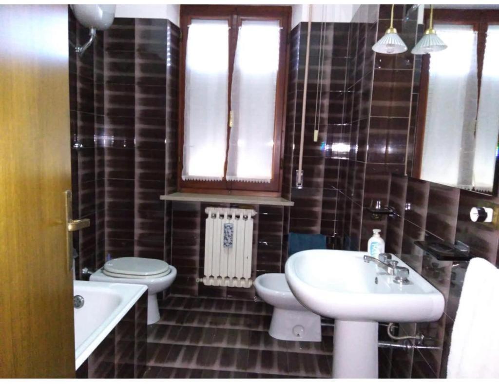 Ferienwohnung Casa A Due Passi Dal Mare Cupra Marittima Exterior foto